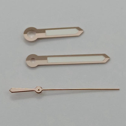 High-quality silver gun gold and rose gold watch hands with luminous finishes. Compatible with NH35, NH36, NH38, NH70, NH72, 7S26, 7S36, 4R35, and 4R36 movements. Parallel import.