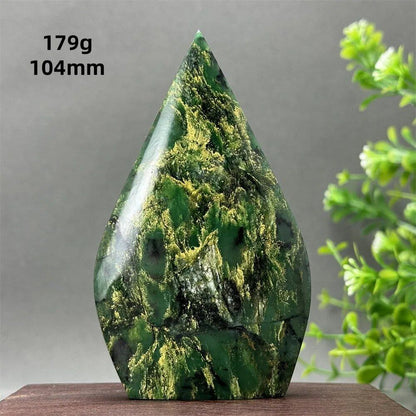 天然エメラルド フリーシェイプ トーチ研磨 工芸品 レイキヒーリング 瞑想 ウィッチクラフト サクリファイス エネルギー ホーム 風水 デコレーション カラー 並行輸入品