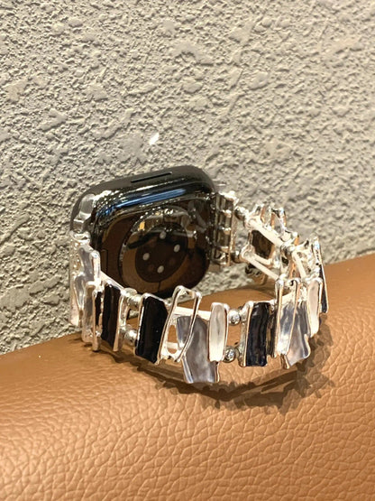 Compatible with Apple Watch Series Ultra (10/9/8/7/6/5/4/3/2/1/SE), 40/42/45/44/46mm, featuring a stylish, stretchy, stone-trimmed metal link bracelet. Band Color: Parallel Import