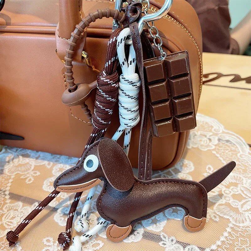 ビンテージ ダックスフント キーホルダー 犬 ペット アクセサリー チョコレートカラー 編みロープ キーリング バッグチャーム 色： 並行輸入品