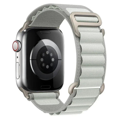 アップルウォッチ アルパインバンド ストラップ 49mm 45mm 44mm 40mm 41mm 42mm ナイロン ベルト iWatch シリーズ9 8 SE 4 3 7 6 5対応 サイズ： 並行輸入品
