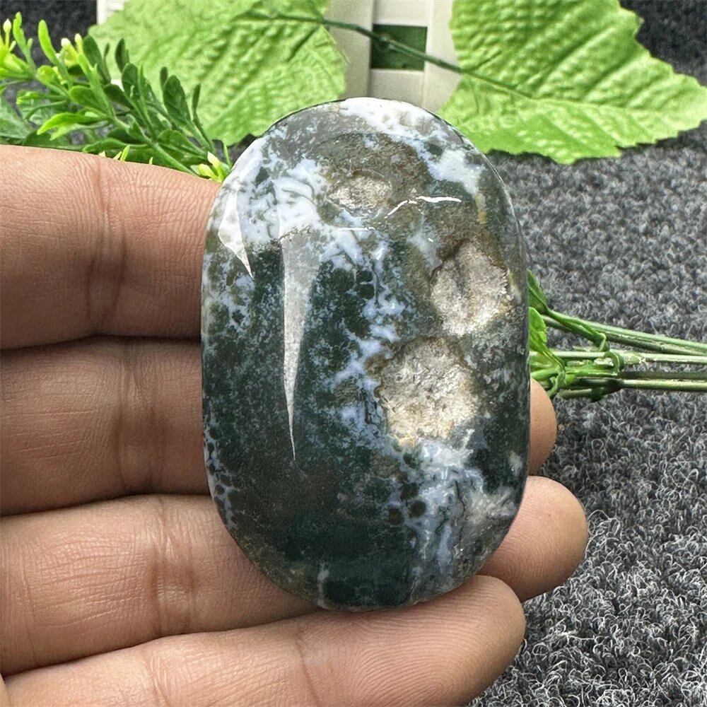 Natural Quartz Crystals: Aquamarine Agate, Ocean Jasper, Palm Stone, Polished Stones, Gemstone Mineral Specimens for Spiritual Meditation, Energy, and Feng Shui, Color: Green, Parallel Import