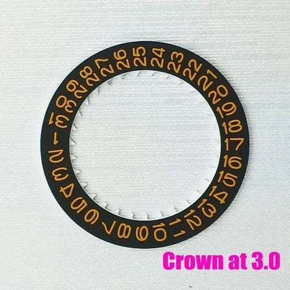 Date dial for NH35, NH36, NH35, NH36, NH34, 4R35, 4R36. Japanese-made SKX007 automatic mechanical movement with day-date dial wheel. Color: Crown. Parallel import.