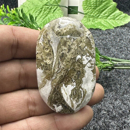 Natural Quartz Crystals: Aquamarine Agate, Ocean Jasper, Palm Stone, Polished Stones, Gemstone Mineral Specimens for Spiritual Meditation, Energy, and Feng Shui, Color: Green, Parallel Import