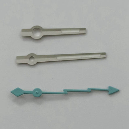 Silver gunmetal watch hands, lightning second hand, luminous hands, compatible with NH35, NH36, NH38, NH70, NH72, 7S26, 7S36, 4R35, and 4R36 models. Parallel import.