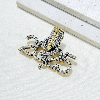New Vintage Zodiac Snake Brooch, Creative Rhinestone, Animal Brooch Pin for Men and Women, Jewelry, New Year's Gift, Color: 1 Piece; Metal Color: XZ10; Ships from: Parallel Import