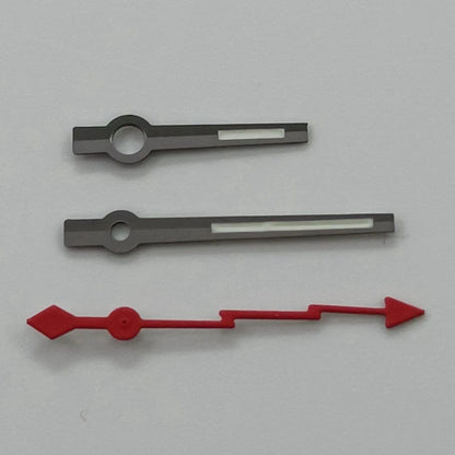 Silver gunmetal watch hands, lightning second hand, luminous hands, compatible with NH35, NH36, NH38, NH70, NH72, 7S26, 7S36, 4R35, and 4R36 models. Parallel import.