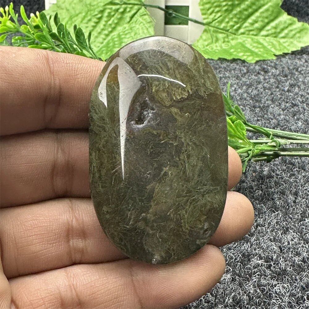 Natural Quartz Crystals: Aquamarine Agate, Ocean Jasper, Palm Stone, Polished Stones, Gemstone Mineral Specimens for Spiritual Meditation, Energy, and Feng Shui, Color: Green, Parallel Import