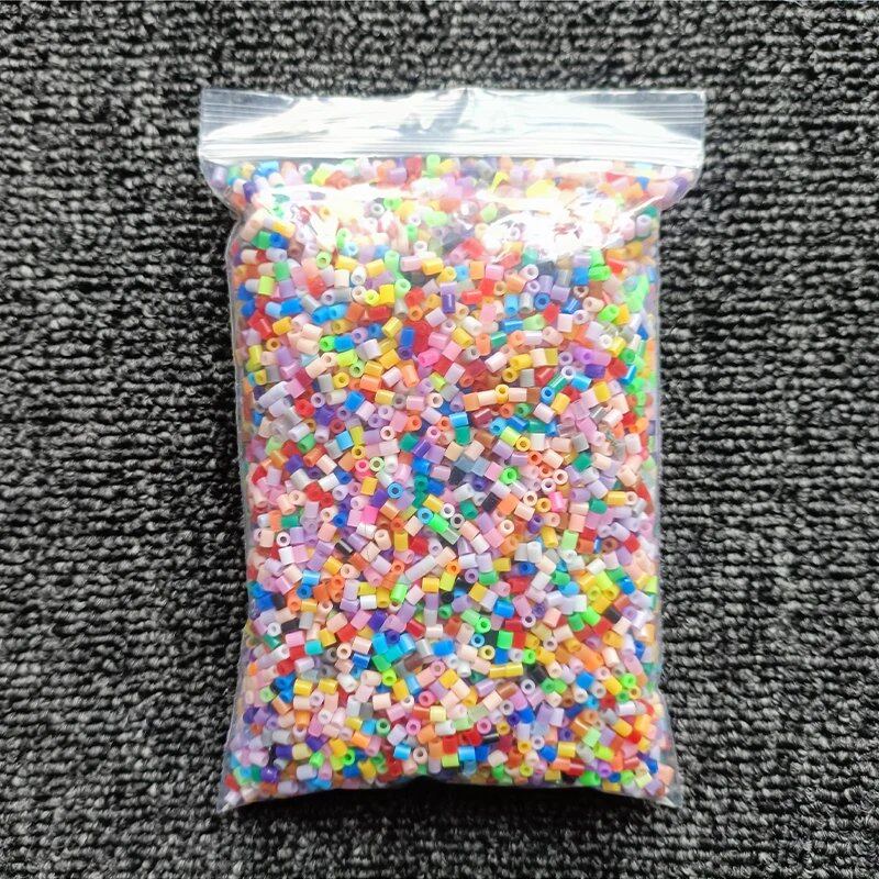 10,000 Pieces/Bag 2.6mm Mini Fuse Beads, 3D Pixel Puzzle Toy, Iron-on Beads, Melting Beads, Kids Toy, Handmade DIY Craft Decoration, Color: Parallel Import