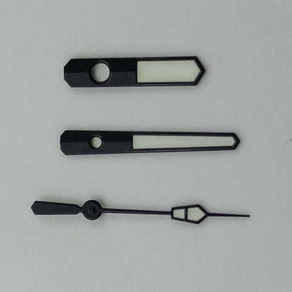 Silver, gold, rose gold, and black watch hands. Luminous compatible. Compatible with NH35, NH36, 7S26, 7S36, 4R35, and 4R36 movements. Parallel import.