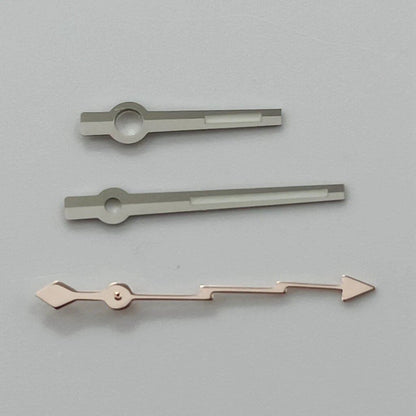 Silver gunmetal watch hands, lightning second hand, luminous hands, compatible with NH35, NH36, NH38, NH70, NH72, 7S26, 7S36, 4R35, and 4R36 models. Parallel import.