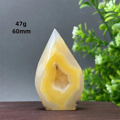 Natural Yellow Agate Geode, Freeform Torch, Mineral Energy, Home Furnishings, Meditation, Aura, Prayer, Altar, Gift, Parallel Import