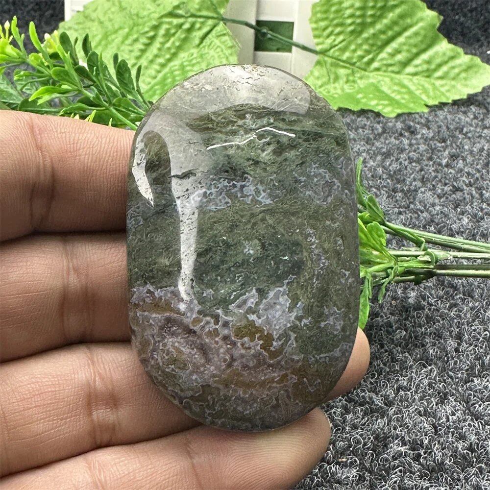 Natural Quartz Crystals: Aquamarine Agate, Ocean Jasper, Palm Stone, Polished Stones, Gemstone Mineral Specimens for Spiritual Meditation, Energy, and Feng Shui, Color: Green, Parallel Import