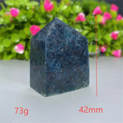 天然水晶 レッドグリーンサファイア 四角柱タワー 鉱物標本 スピリチュアル 瞑想 魔術 ギフトストーン  並行輸入品