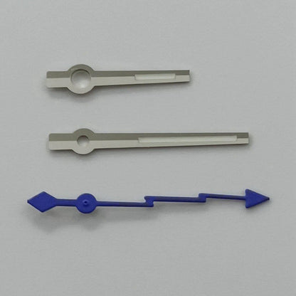 Silver gunmetal watch hands, lightning second hand, luminous hands, compatible with NH35, NH36, NH38, NH70, NH72, 7S26, 7S36, 4R35, and 4R36 models. Parallel import.
