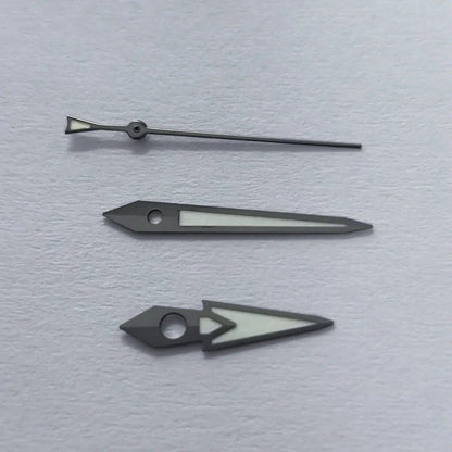High-quality hand set for NH35, NH36, NH38, NH39, NH70, NH72, 7S26, 7S36, 4R35, and 4R36. Available in silver, gold, rose gold, and black. Luminous hands. Parallel import.